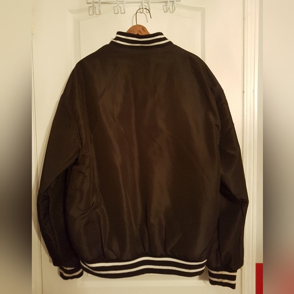 JH Design Group Reversible black LA Dodgers varsity jacket. - Picture 9 of 9